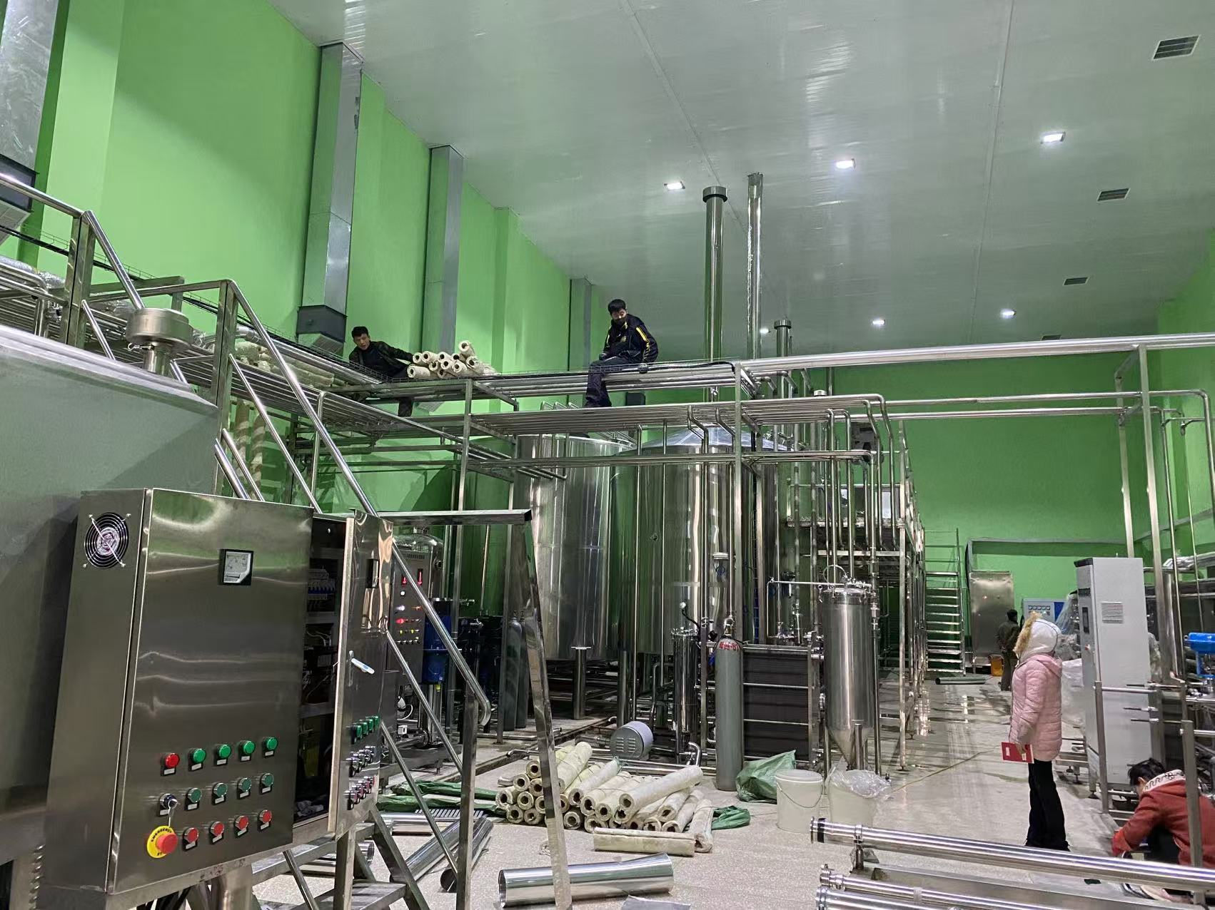 房山精酿啤酒设备厂—精酿啤酒设备制造:传承工艺与创新科技的交融